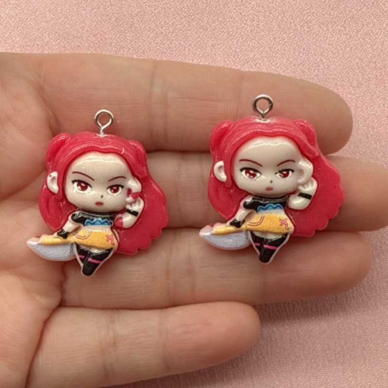 10pcs resin cartoon pendant, D - Party Games Birthday 评论和价格